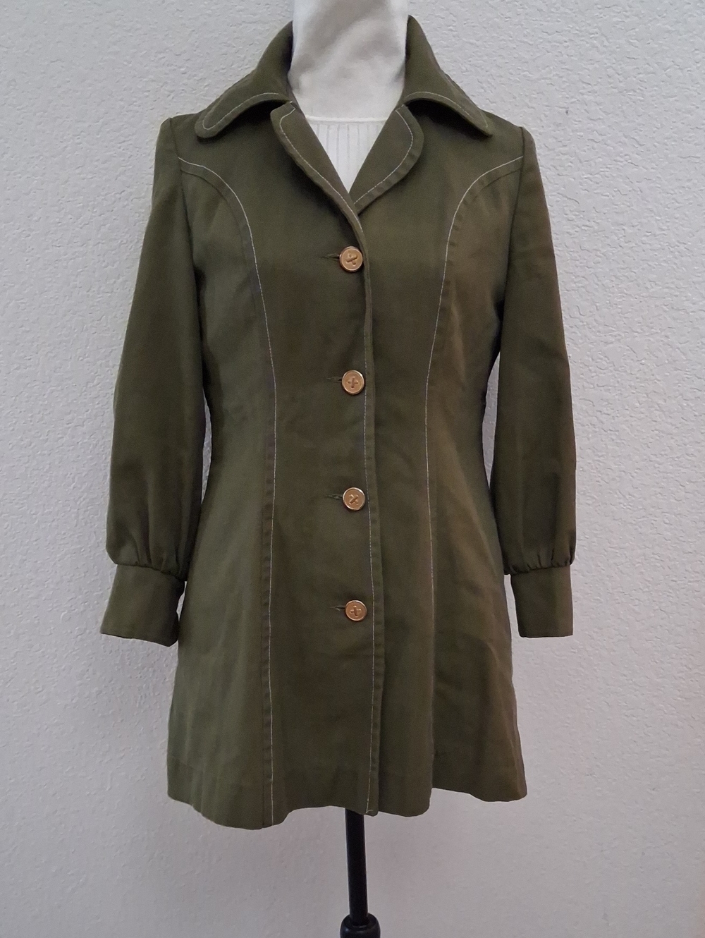 Vintage Graff Californiawear Commuter Army Green Button-Front Women's Jacket.